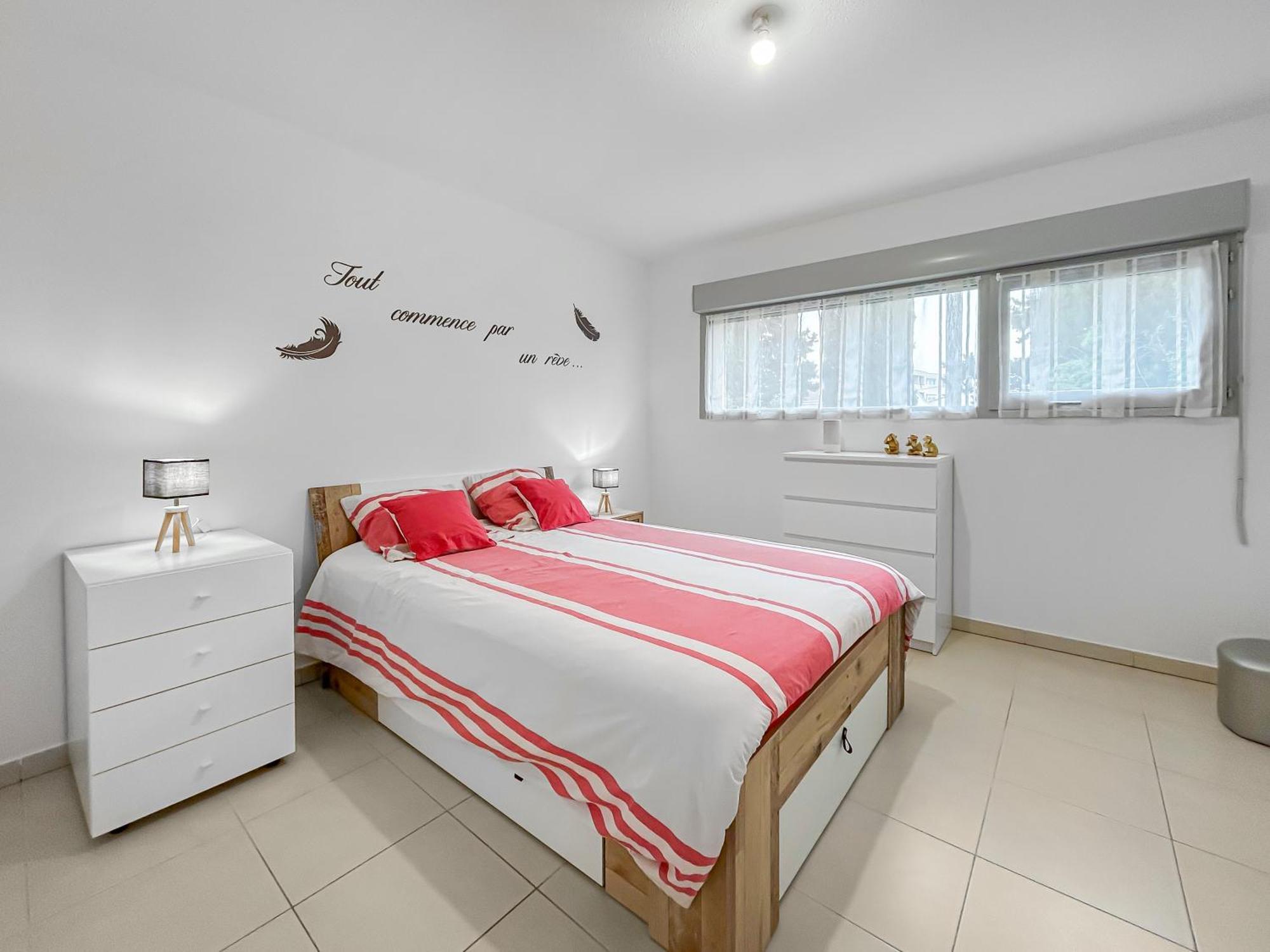 Vivez Lunel-Clim-Wifi Fibre-Parking Prive-Patio T2 Lunel  Exterior foto